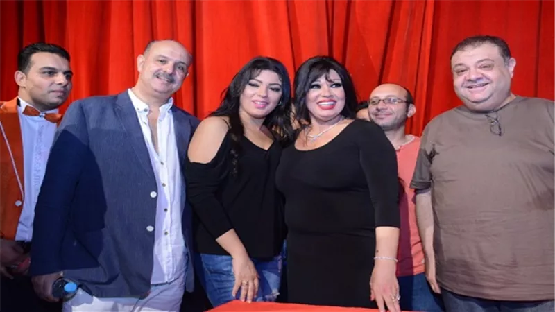 بالصور.. فيفي عبده تحتفل بانطلاق 