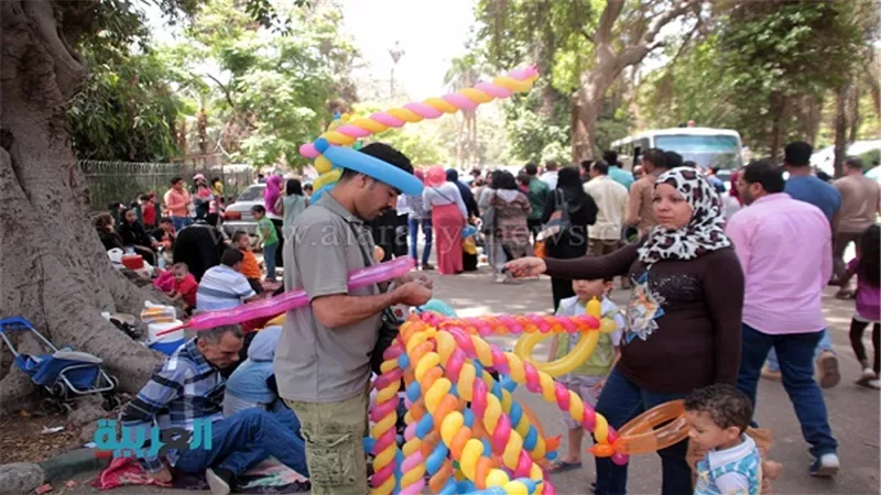  رواد حديقة الحيوان: 