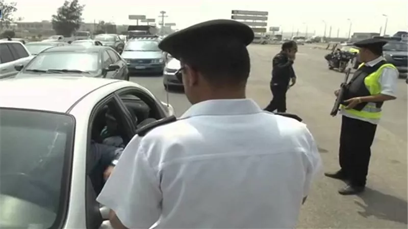 المرور: خطة لمواجهة كثافات السيارات على المحاور خلال أيام العيد