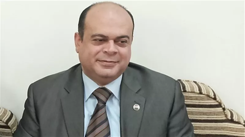  أهالي مطروح يهنئون المحافظ بأنشودة 