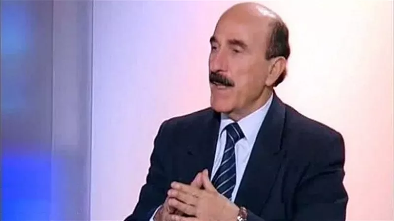 باحث: أوراق أمريكا تسقط في سوريا