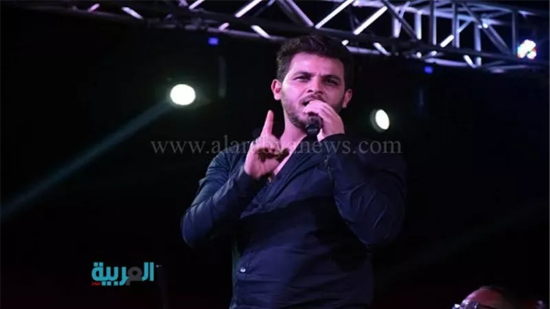 بالصور.. محمد رشاد يشعل حفل 