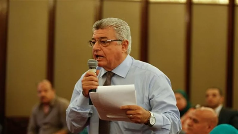 النائب هاني أباظة يعتذر للمعلمين الفنيين: أنتم أمل ومستقبل مصر