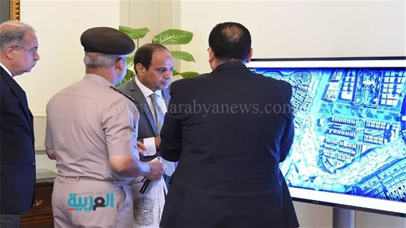 بالصور.. السيسي يستعرض المشروعات الجديدة مع الإسكان والهيئة الهندسية 
