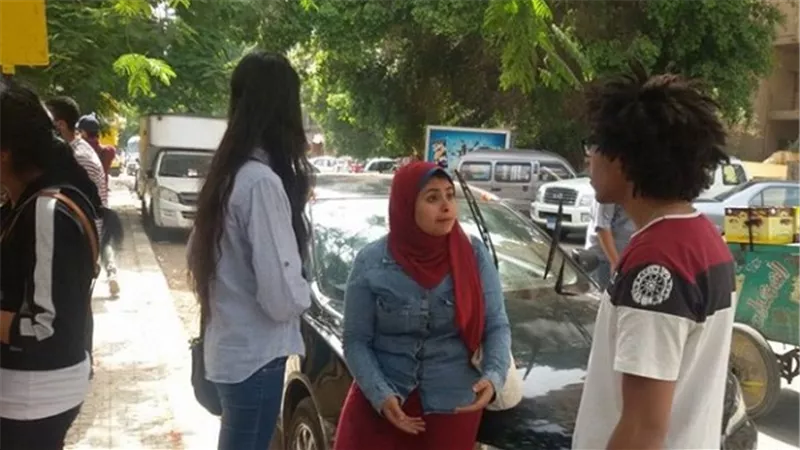 بالصور.. حرب التعليقات بين طلاب الثانوية لتحديد هوية 