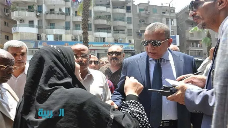 بالصور.. محافظ الجيزة يتفقد أعمال التطوير بشارع فيصل