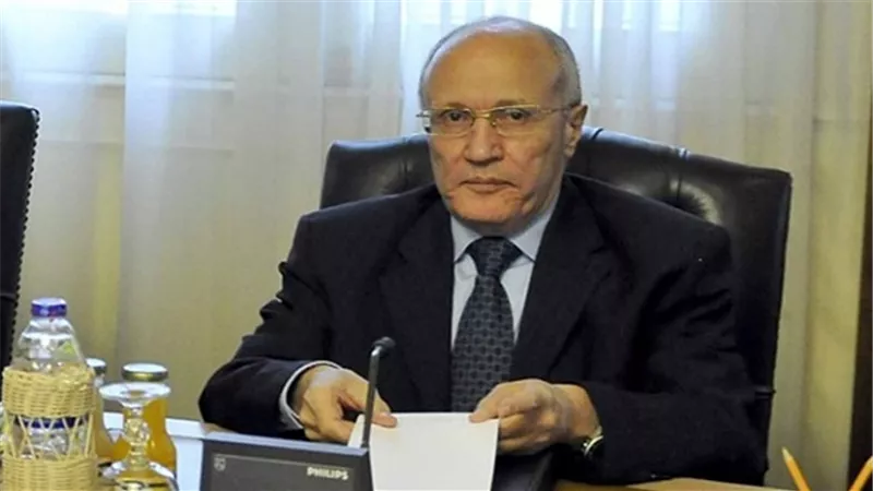 العصار يلتقي وزيرة الهجرة وفريق حلم النووي المصري