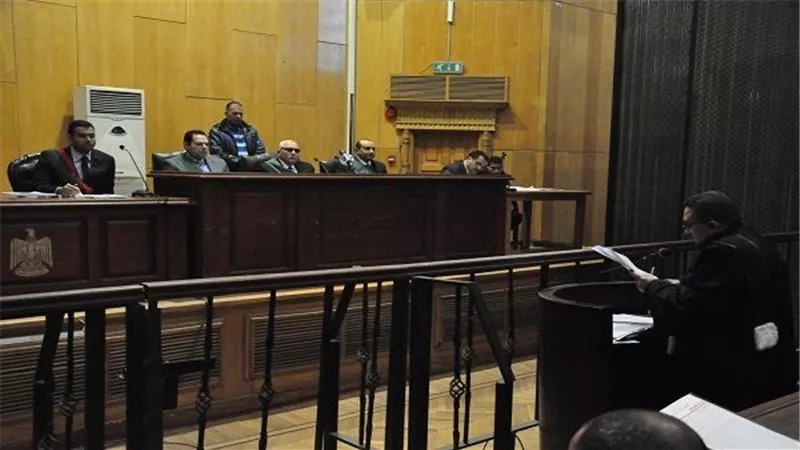السجن المشدد 5 سنوات لضابط وأمين شرطة لاتهامهما بسرقة مواطن بالإكراه