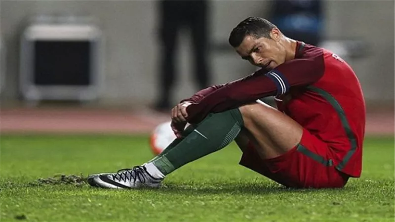فحص طبي لرونالدو اليوم