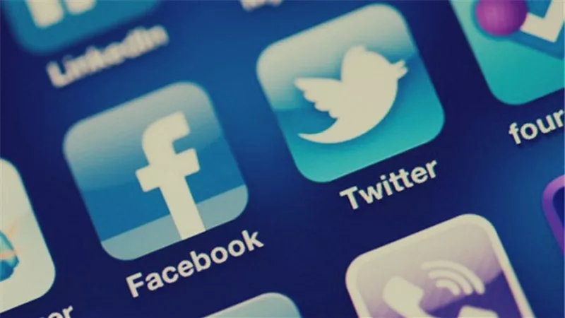 بسبب تسريب الامتحانات.. غلق مواقع التواصل الاجتماعي