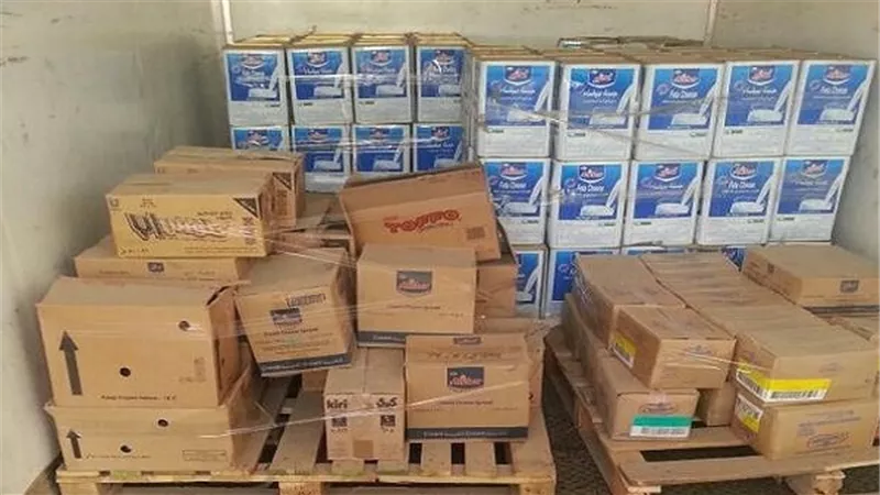 ضبط كمية من السلع الفاسدة بسلسلة محال تجارية في الشرقية