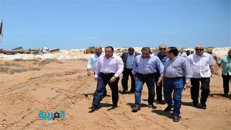 وزير الإسكان يتفقد العمل بمدينة العلمين الجديدة.. طرح وحدات سكنية خلال أيام.. المشروع مقام على 48 ألف فدان.. ومركز الاستشفاء العالمي وفنادق أبرز المشروعات الخدمية