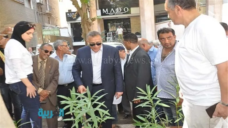 بالصور.. محافظ الجيزة يتفقد اليوم الأول لمبادرة 