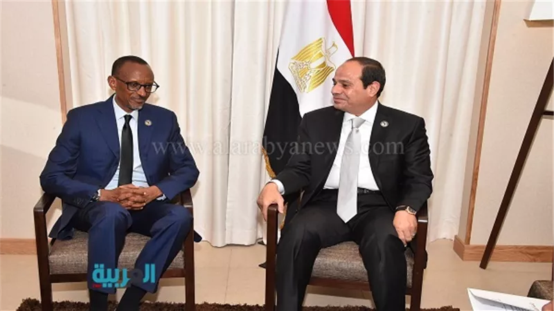 السيسي يستقبل الرئيس الرواندي بمقر إقامته بكيجالي