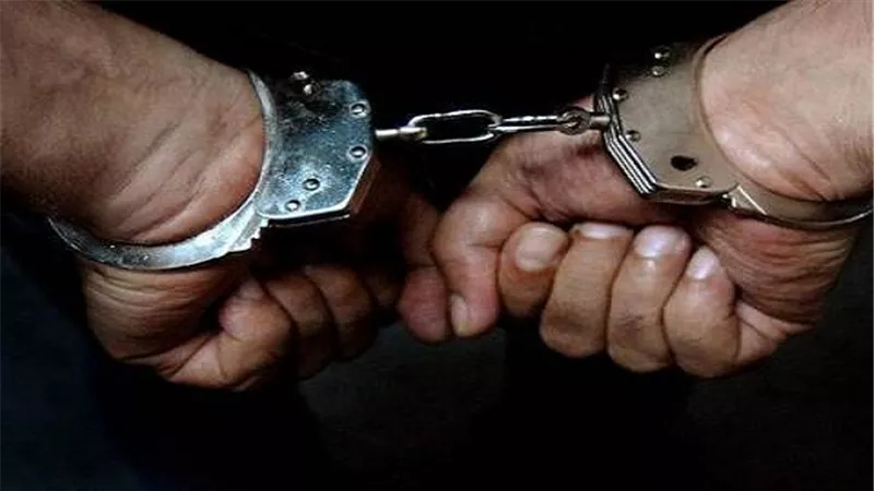 ضبط عاطل بحوزته مواد مخدرة وسلاح أبيض بشبرا الخيمة