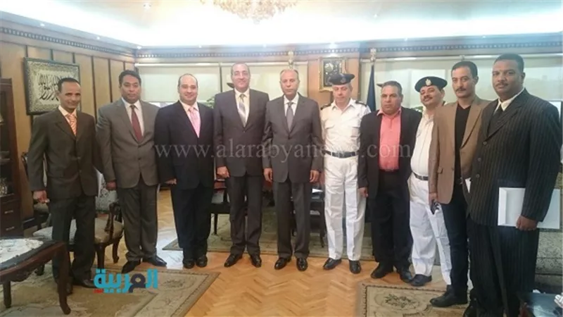 الداخلية تكرم 5 ضباط لضبطهم شبكة تمرير مكالمات دولية 