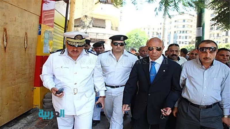تحت شعار 