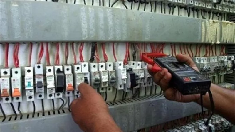 ضبط  7545 قضية سرقة تيار كهربائي خلال 17 يومًا
