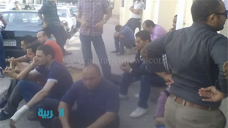المعلمون المغتربون يهددون بإضراب عن الطعام