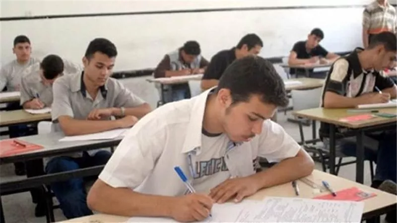 هل ستنجح الحكومة في اختبارات الدور الثاني للثانوية؟!.. 