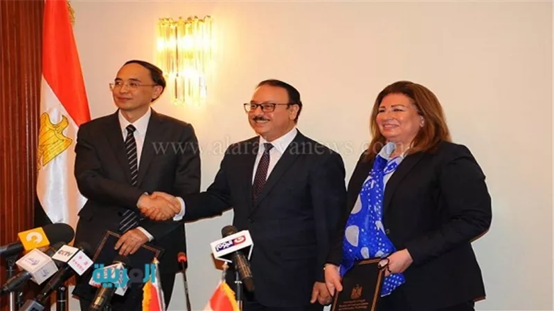 وزير الاتصالات: إقامة شراكة اقتصادية مع الصين في مجالات المعلومات