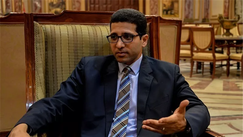 الحريري عن 
