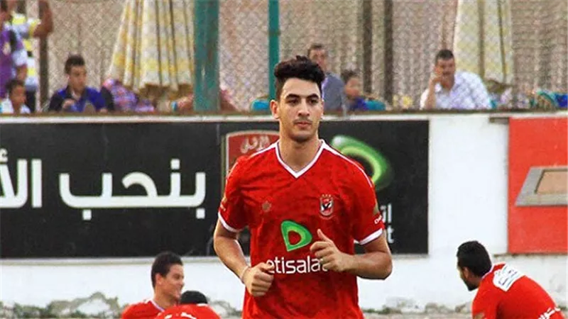 فرج عامر: الأهلي وافق على بقاء محمد حمدي زكي مع سموحة