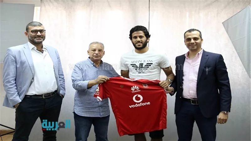 مروان محسن: أرتبط بعلاقات قوية مع لاعبي الأهلي