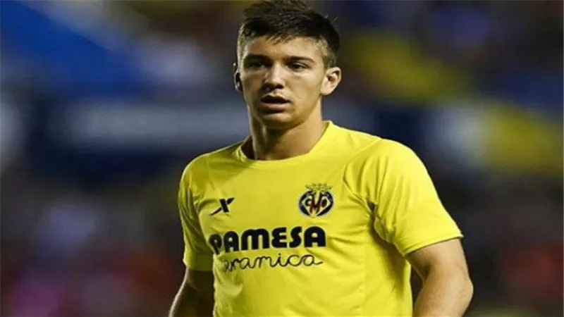 برشلونة يستمر في تعزيز صفوفه للموسم الجديد