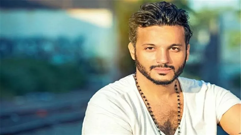 بالفيديو.. إيساف يطرح 