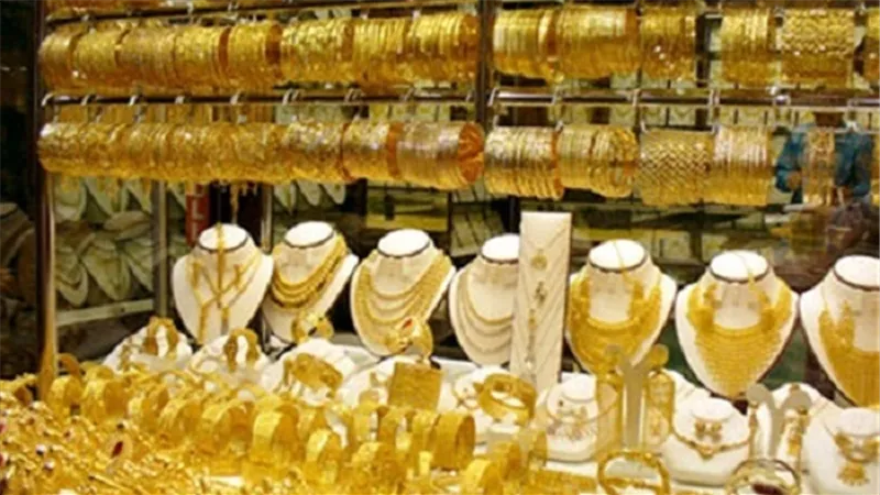 ثبات أسعار الذهب.. وعيار 