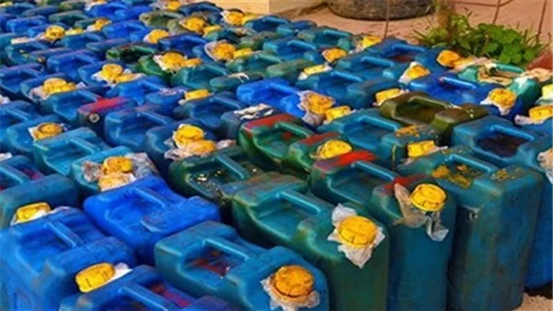 ضبط صاحب محطة وقود لاستيلائه على 10 آلاف لتر مواد بترولية