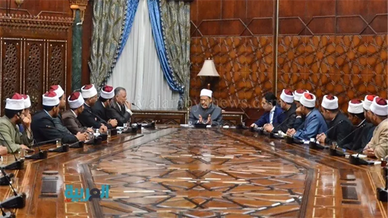 شيخ الأزهر: قيام الوعاظ بواجبهم سيقضي على فوضى الفتاوى