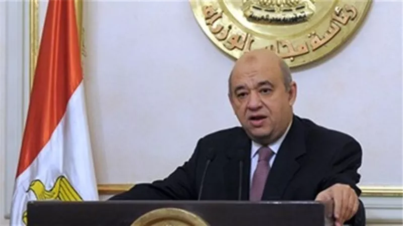 وزير السياحة يدعم نقابة 
