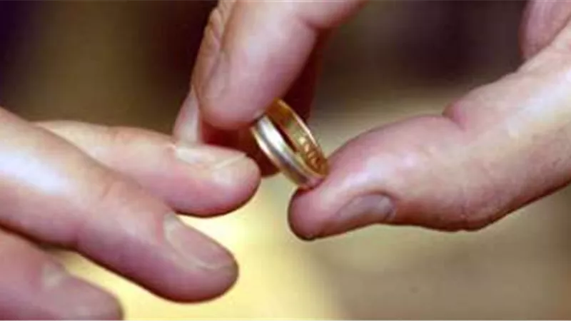 أستاذ علم اجتماع: 