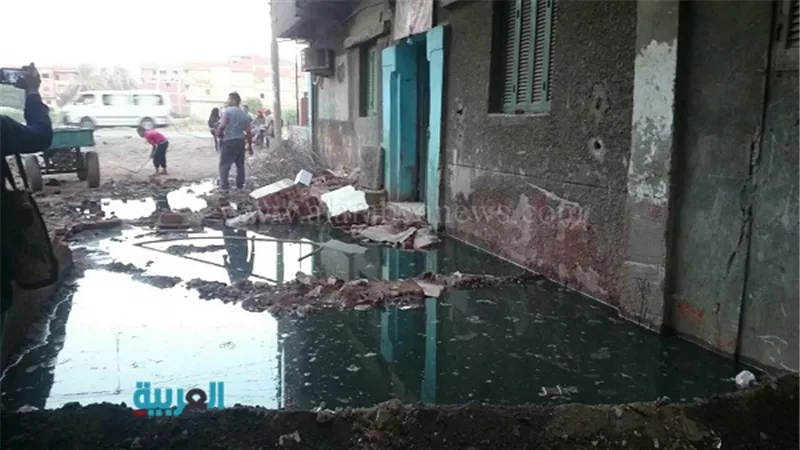 بالصور.. غرق مركز الخانكة بمياه الصرف الصحي