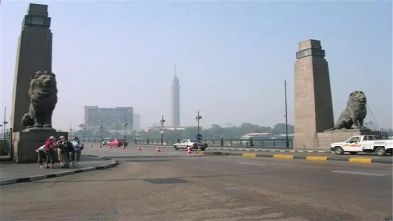كوبري قصر النيل.. الخديوي إسماعيل أمر ببنائه.. وممشى شباب سنة أولى حب