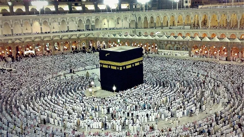 اللجنة العليا للعمرة تناقش الترتيبات النهائية لموسم الحج