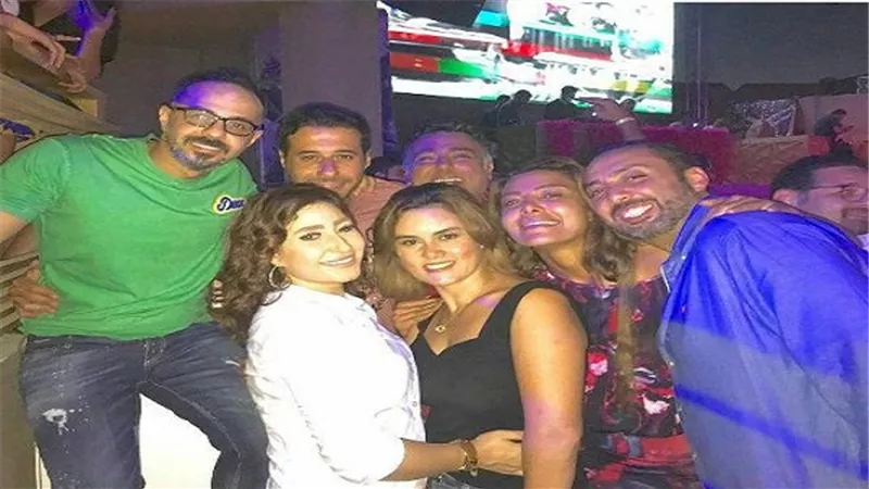 رشا مهدي وبوسي تشعلان الساحل الشمالي