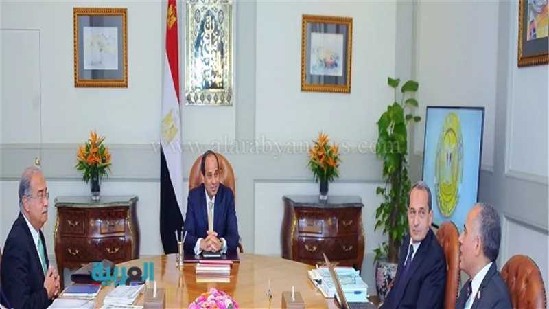 السيسي يستعرض موقف مصر المائي مع وزيري الري والزراعة