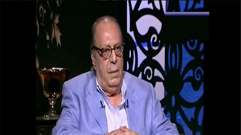 بالفيديو.. أسامة عباس يكشف حقيقة خطوبته لزوجة حسني مبارك