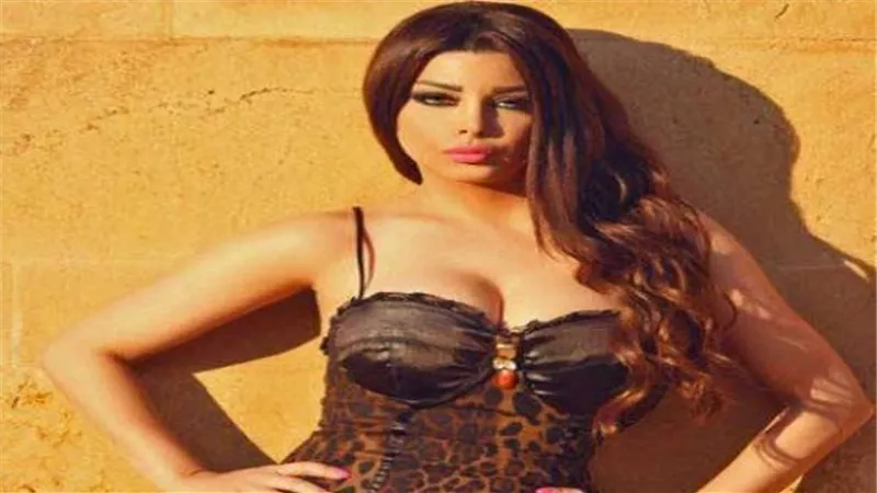 ملكة الإغراء رولا يموت تطرح فيديو كليب ساخن يشعل 