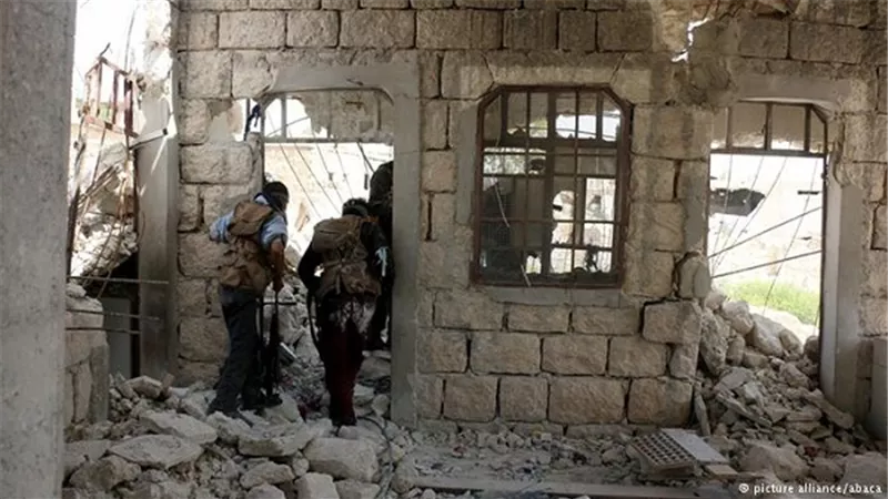 فصائل سورية مسلحة تشن هجومًا مضادًا في حلب 