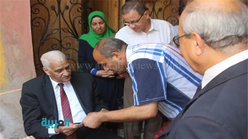 بالصور.. محافظ السويس في جولة تفقدية لبيت المساجيري