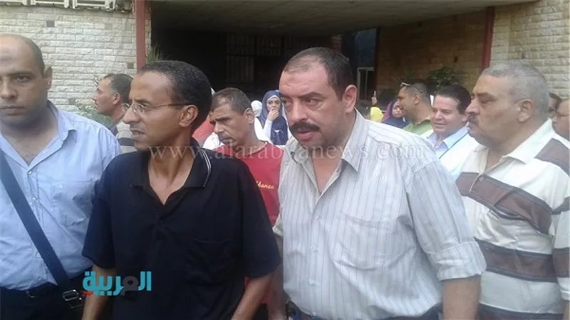 بالصور.. غضب موظفي 
