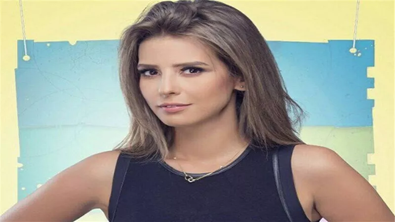 إيمان العاصي تنشر صورتها من كواليس 