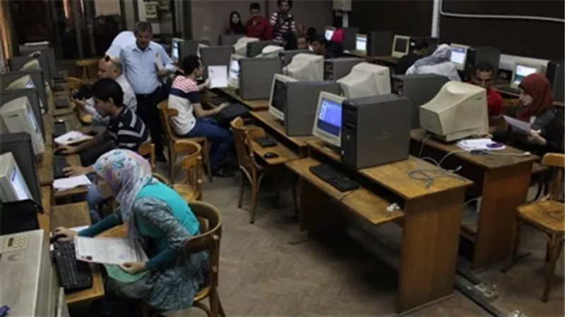 إقبال متوسط لطلاب الثانوية على معامل التنسيق