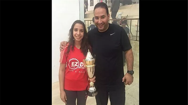 نادي سموحة يكرم 