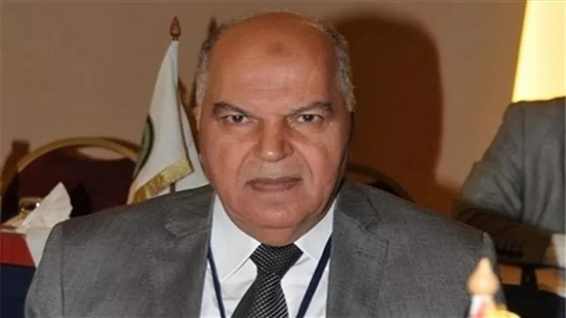 نقابة المعلمين تستعيد مستشفى الجزيرة.. 