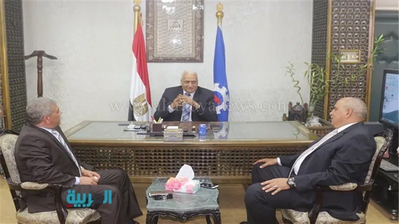 محافظ السويس يستقبل مدير الأمن الجديد
